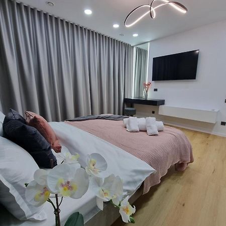 בראשוב Casa Chiper - Apartament Etaj 1 מראה חיצוני תמונה