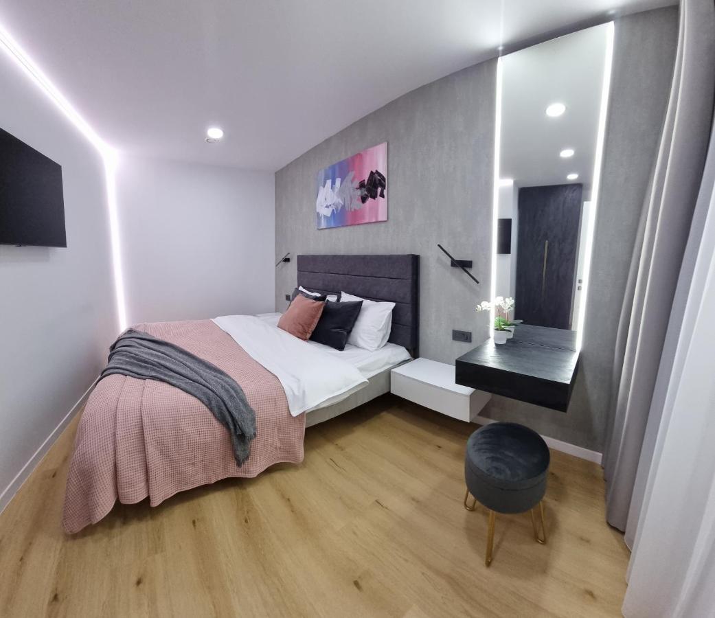 בראשוב Casa Chiper - Apartament Etaj 1 מראה חיצוני תמונה