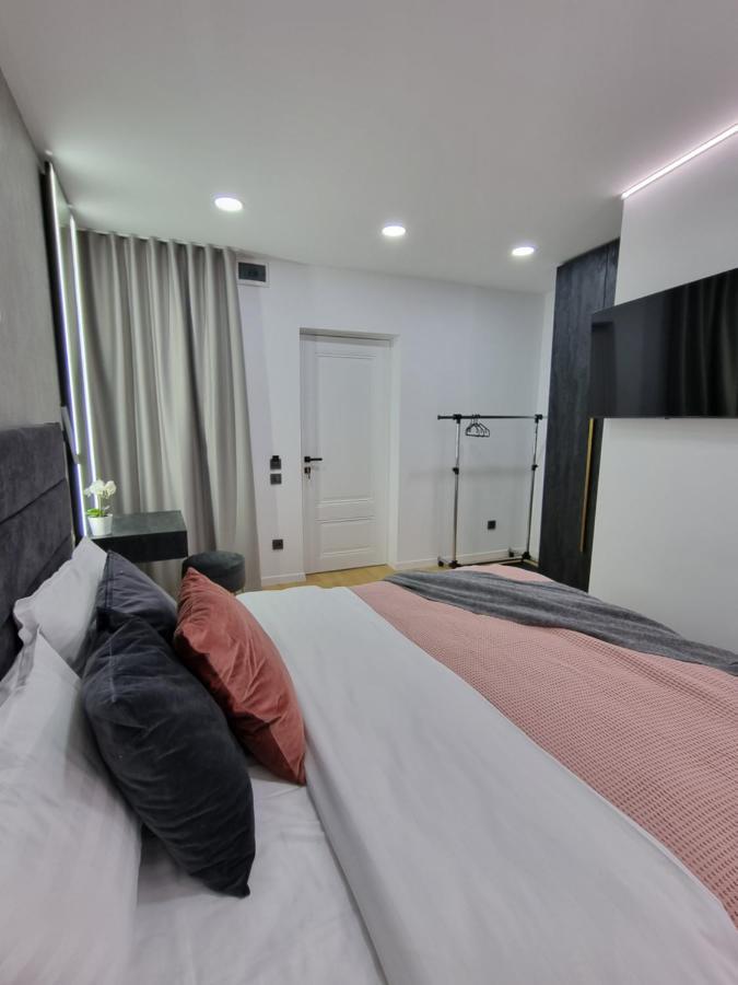 בראשוב Casa Chiper - Apartament Etaj 1 מראה חיצוני תמונה