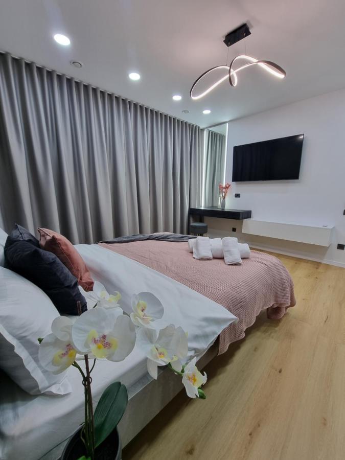 בראשוב Casa Chiper - Apartament Etaj 1 מראה חיצוני תמונה
