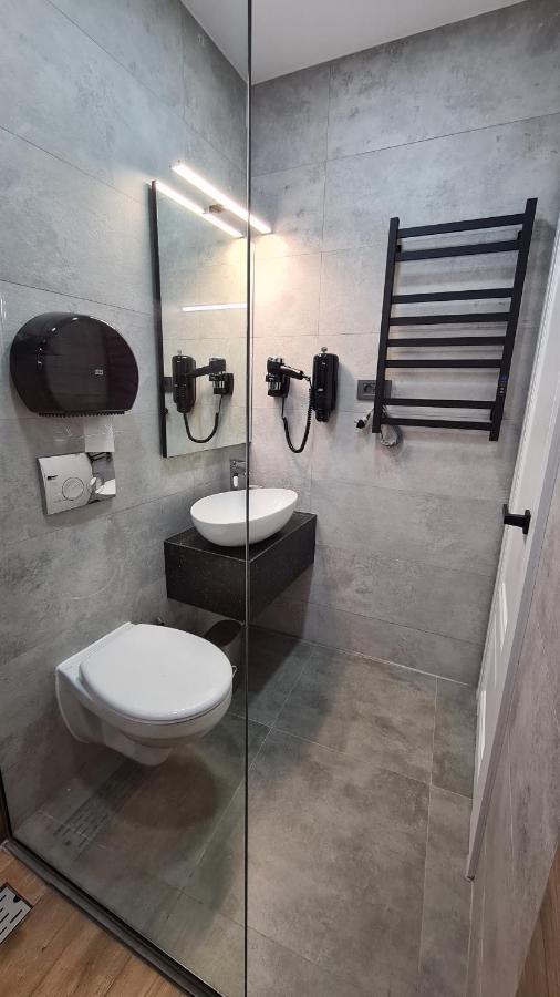 בראשוב Casa Chiper - Apartament Etaj 1 מראה חיצוני תמונה